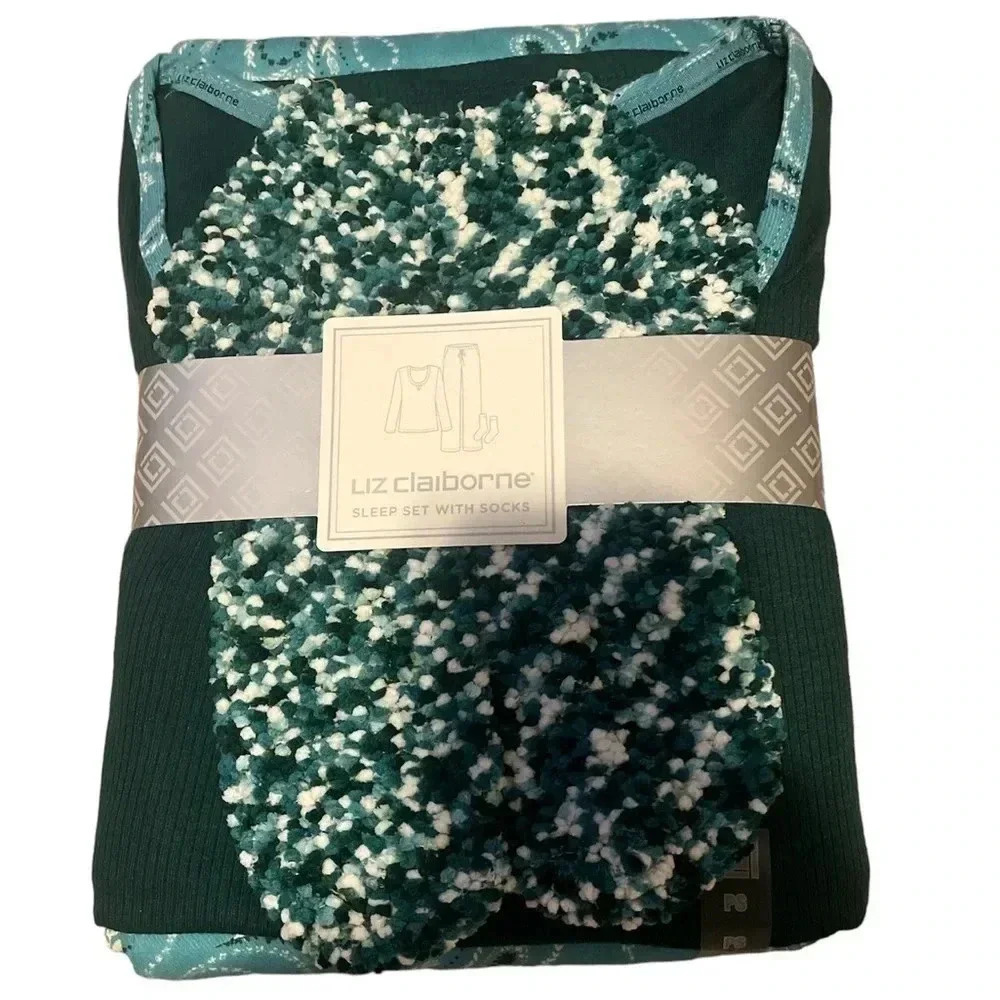 Liz Claiborne Sleep Set with Socks - Size PS